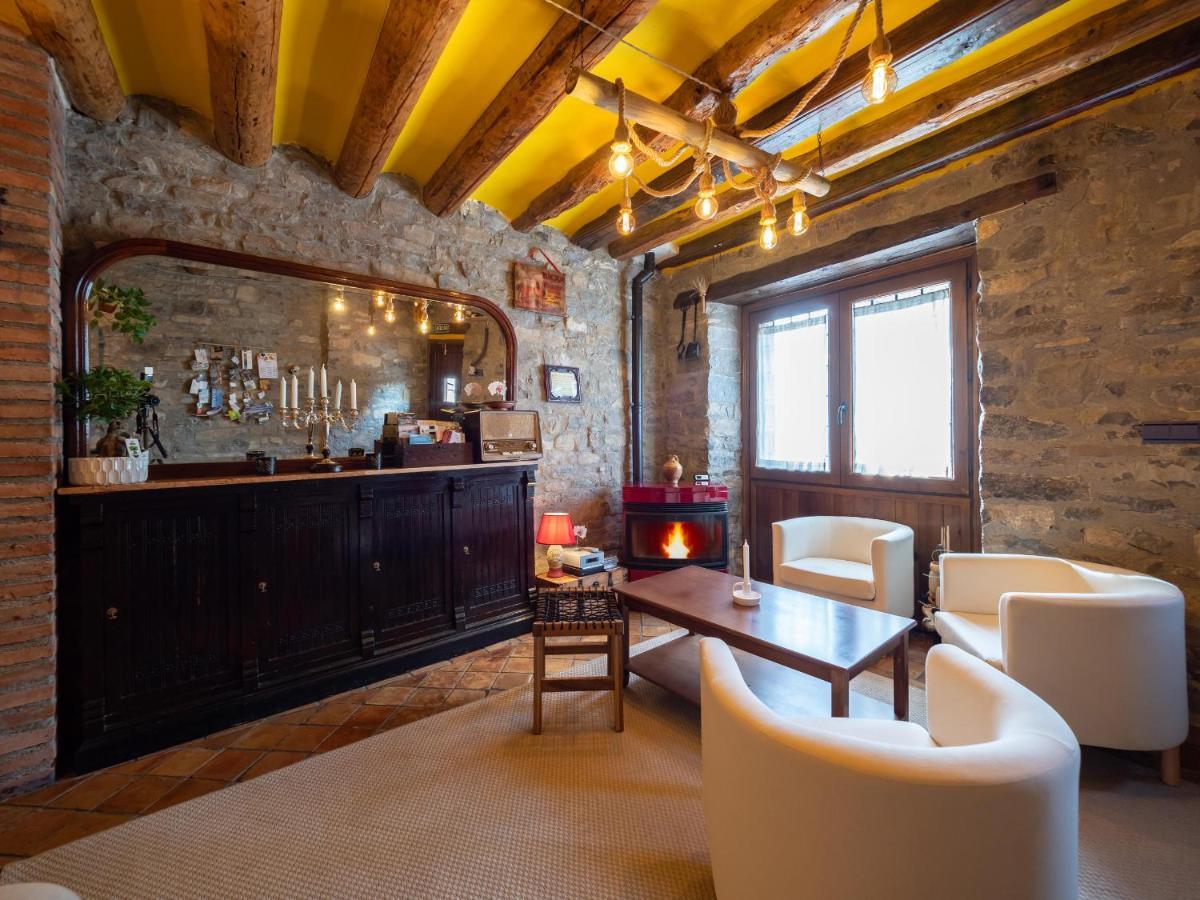 Hotel Casa Cruz - Auto Check-in (adults Only) Boltaña