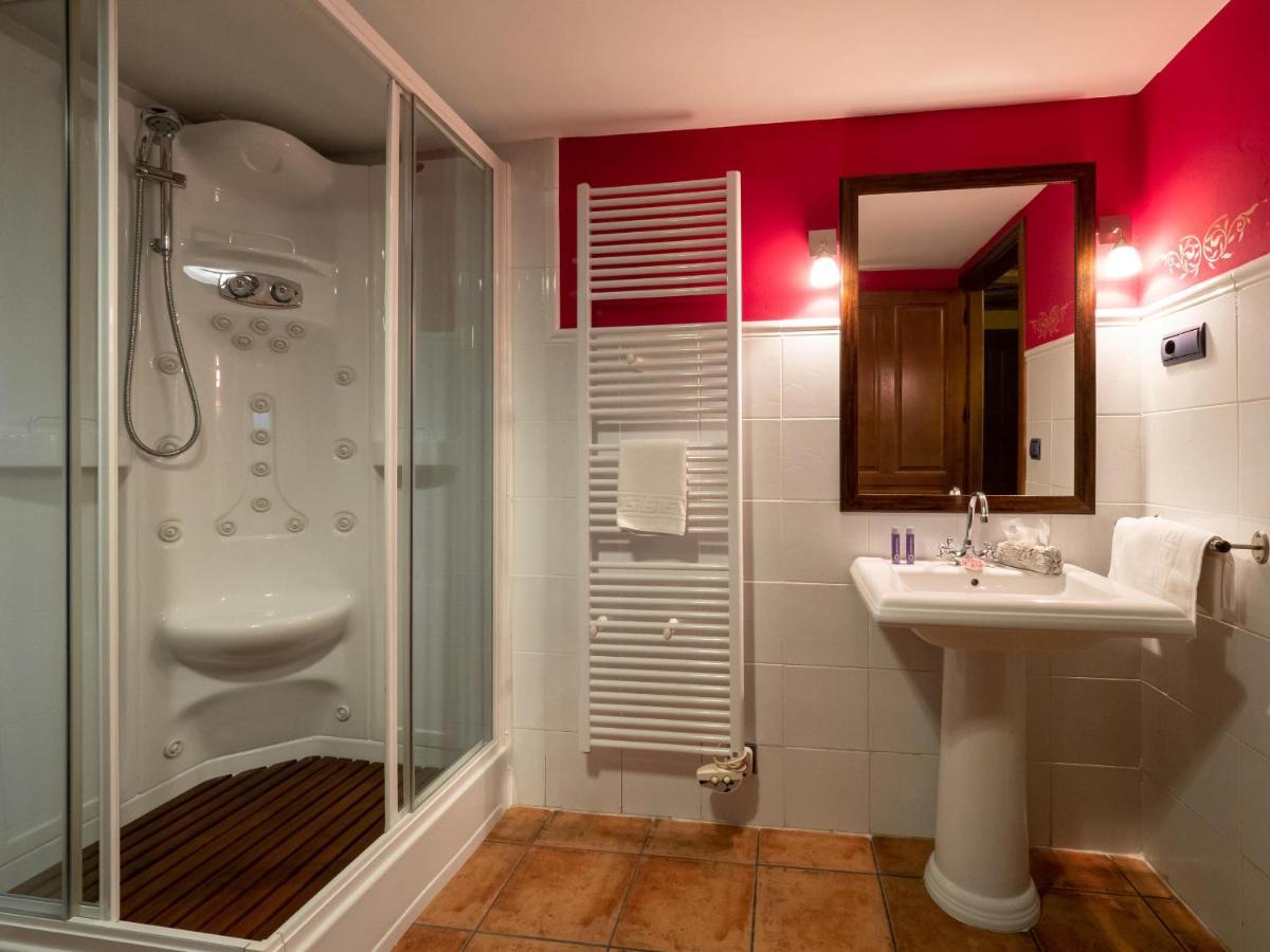 Hotel Casa Cruz - Auto Check-in (adults Only) Boltaña