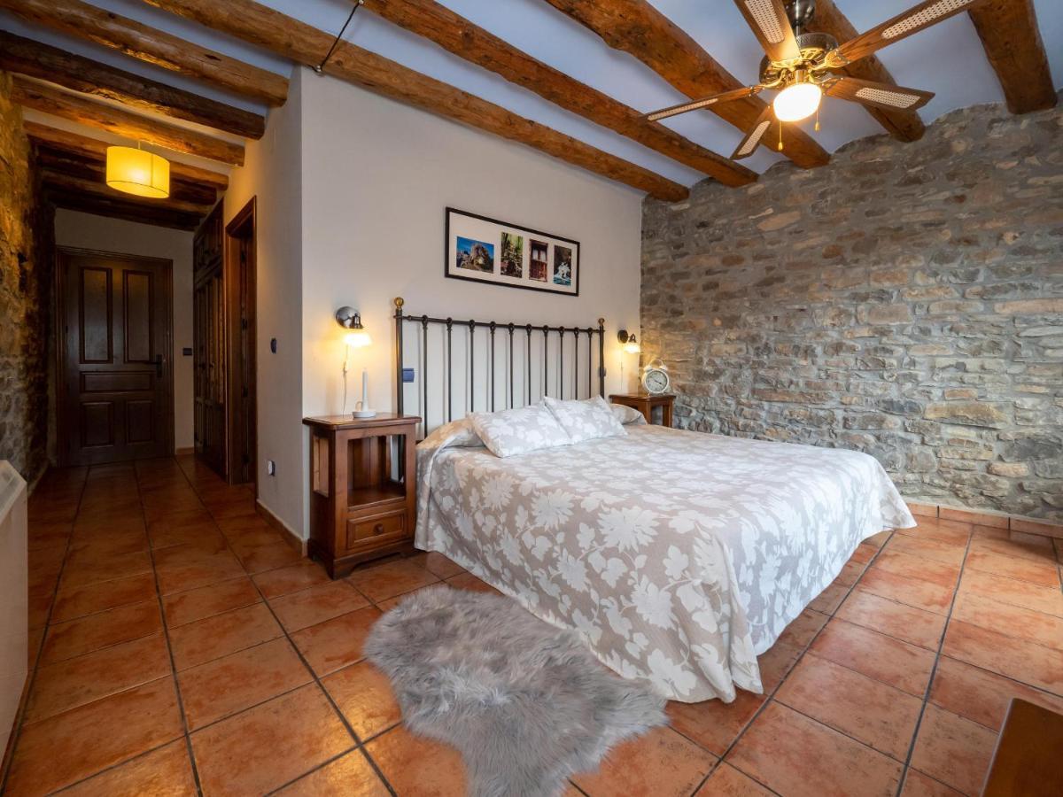 Hotel Casa Cruz - Auto Check-in (adults Only) Boltaña